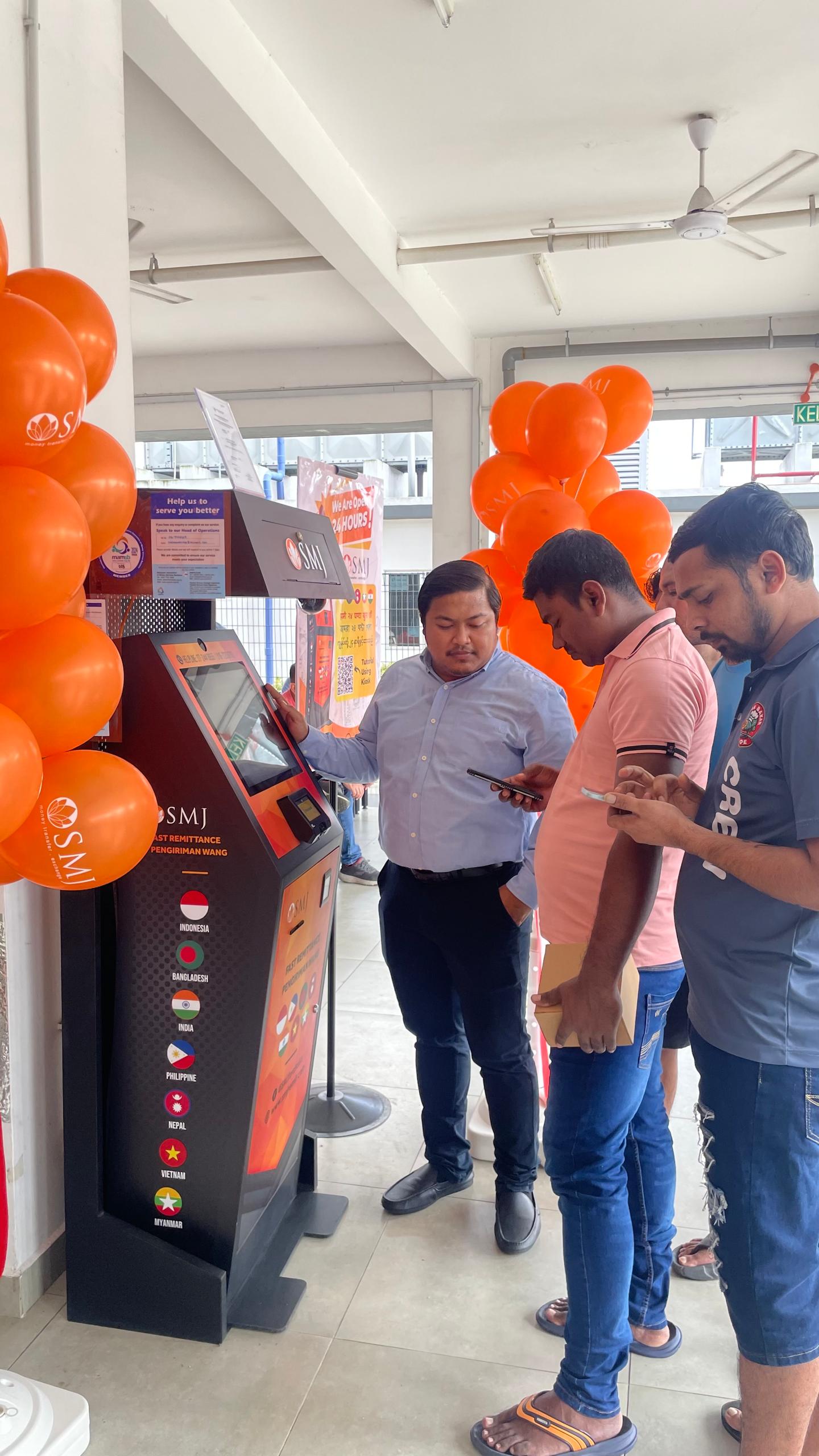 SMJ Teratai Sdn Bhd Launches 24-Hour Digital Remittance Kiosk at Syarikat Sin Kwang Plastic Industries Sdn. Bhd.